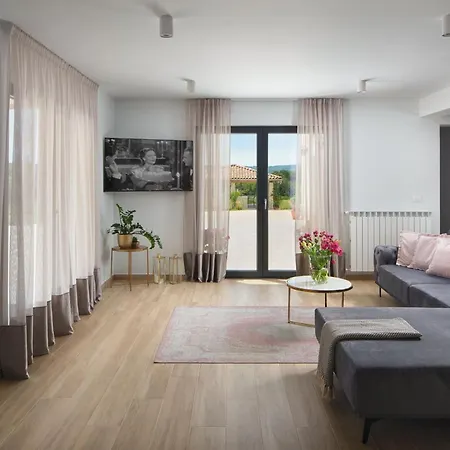 Villa Roti By Rent Istria Kostrcani