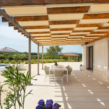Villa Roti By Rent Istria